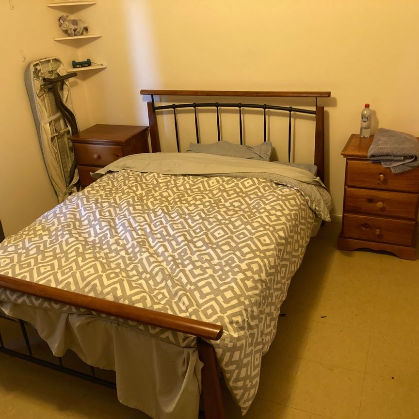 Mount Claremont - Photo 1