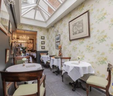 CHARMANTE WONING MET HANDELSRUIMTE IN HARTJE AALST - Photo 5