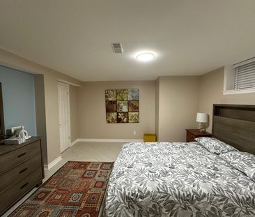 For Lease - 447 Taylor Mills Drive, Richmond Hill, Ontario - Photo 4