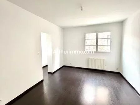 Location Appartement 4 pièces 94 m2 à Étampes - Photo 3