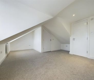 Property to rent - Photo 2