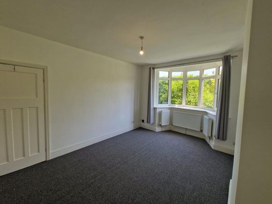 3 bedroom flat to rent - Photo 1