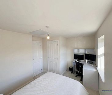 2 bedroom semi-detached house to rent - Photo 4