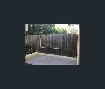 3/22 Renton Street, Camp Hill, Qld 4152 - Photo 5