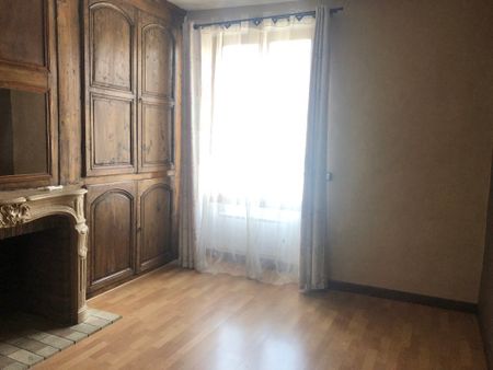 ROZAY EN BRIE, CENTRE VILLE F4 - 124 M² - Photo 2