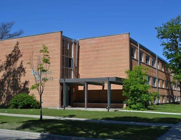 290 Maxwell | 290 Maxwell Place, Winnipeg - Photo 1