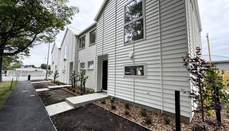 Oxley Ave Townhouse - Photo 5