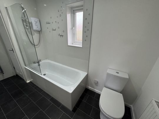 3 bedroom terraced house to rent - Photo 1