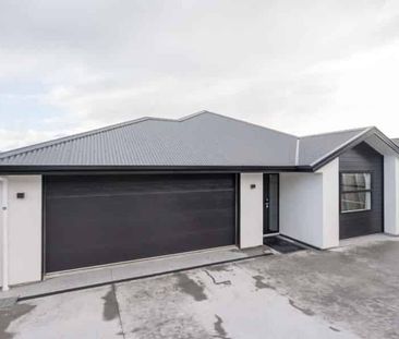 Family home in Hart Rise - Photo 3