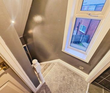 2 bedroom semi-detached house to rent - Photo 4