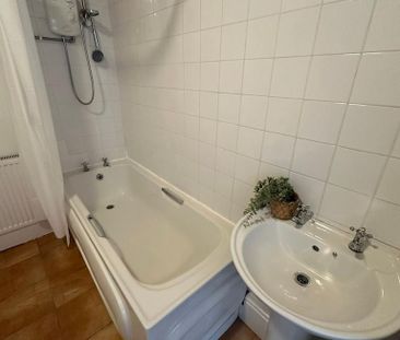 5 bedroom house to rent - Photo 1