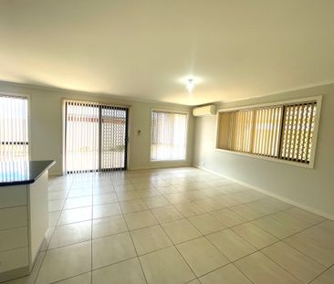 To register & apply for this property, please use this link: https:... - Photo 4