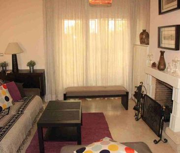 Townhouse in El Rosario - Photo 5