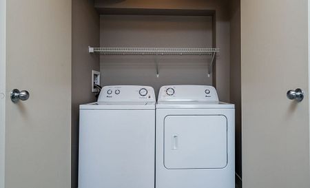 35 Cambridge Way, Steinbach, MB - Photo 2