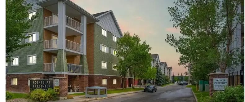 Beautiful 2 bed 2 bath top floor apartment ready for you to call home. | 10 Prestwick Bay SE, Calgary - Photo 1