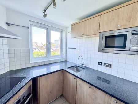 2 bedroom apartment to rent - Photo 5