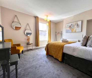 3 bedroom terraced house to rent - Photo 2