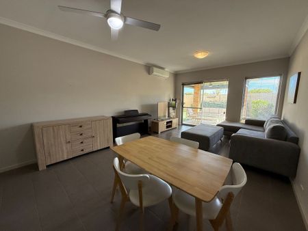 Modern Comfort - Photo 2