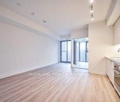 For Lease - 250 Lawrence Avenue Unit# 510, Toronto, Ontario - Photo 2