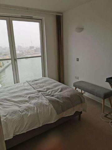 New Providence Wharf, South Quay, Canary Wharf, London, London, E14 - Photo 4