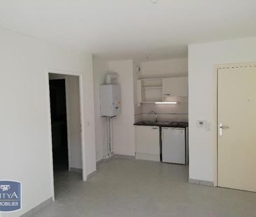 Location Appartement 2 pièces 38m² MIRAMAS 13140 - Photo 3
