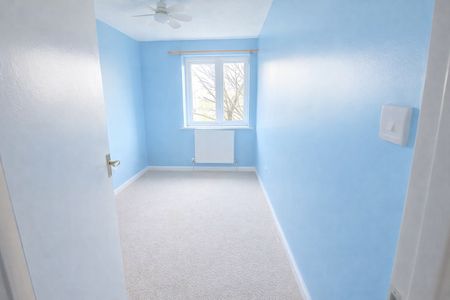 4 Bed Flat, Acacia House, N22 - Photo 3