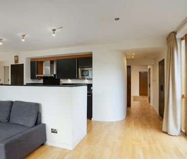Gardners Crescent Central, Edinburgh, EH3 8DG - Photo 3