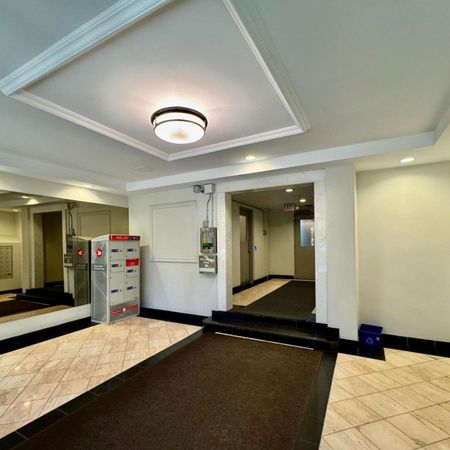 For Lease - 88 Wellesley Street Unit# 608, Toronto, Ontario - Photo 3