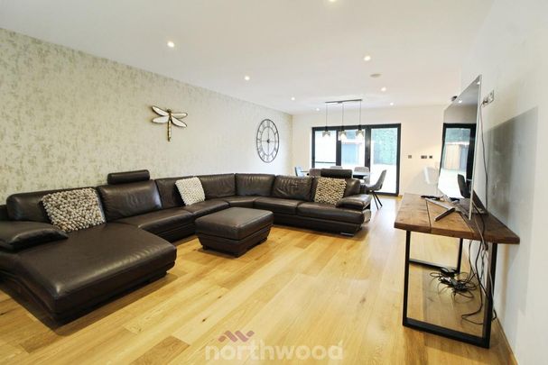 3 bedroom detached house to rent - Photo 1