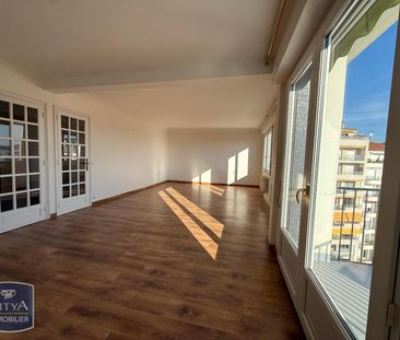 Location Appartement 4 pièces 96m² LIMOGES 87000 - Photo 3