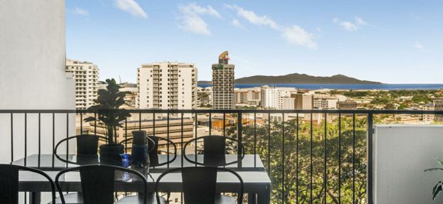 Furnished City-View Apartment with Pool, Gym and Air Conditioning - Photo 1