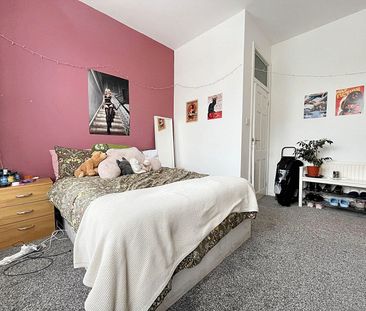 Burley Road, Hyde Park - Photo 6