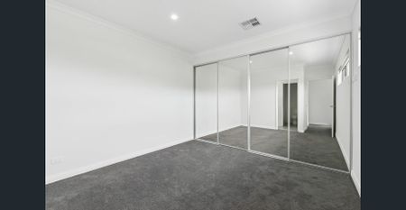 Brand New 3 bed x 2 bath Townhouse in Prime Rivervale Location - Photo 5