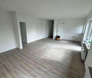 Schöne sanierte 55 m² Wohnung in Essen Schonnebeck - Foto 1