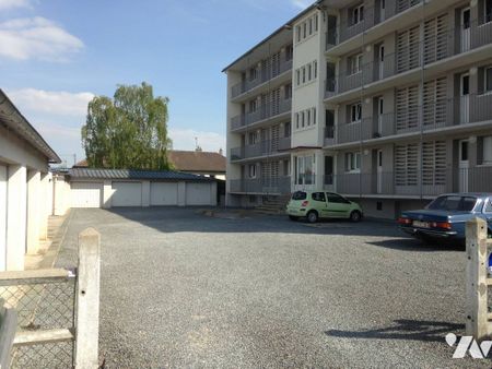 PONT DE L'ARCHE - Appartement T2bis avec balcon + garage - Photo 2