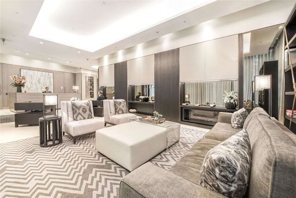 Beautiful 12th floor 3 bedroom, 3 bathroom apartment with stunning views, garaged parking and large private balcony. Kings Gate has an excellent 24/7 concierge team. - Photo 1