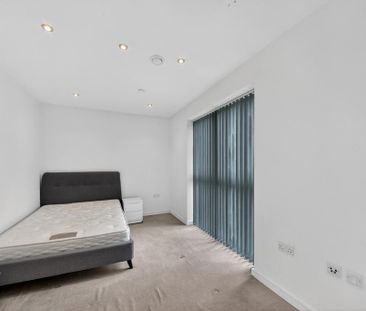 3 bedroom apartment to rent - Photo 2