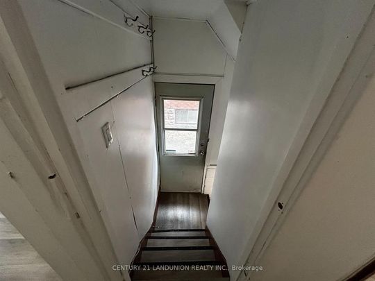 For Lease - 46 Arnold Street Unit# MAIN RM 2, Hamilton, Ontario - Photo 1