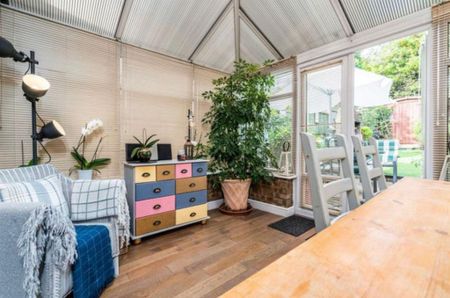 3 bedroom terraced house to rent - Photo 3