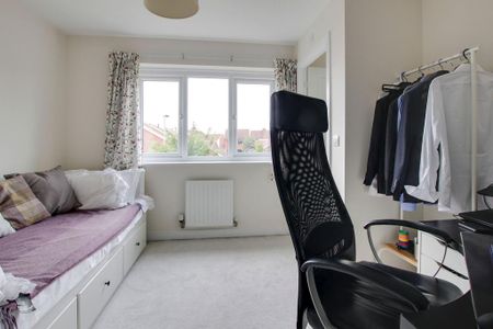 2 bedroom end of terrace house to rent - Photo 4