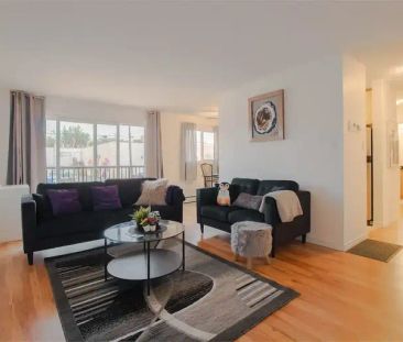 Fully Furnished 1 Bedroom Condo in Old Strathcona. Close to Univers... - Photo 1