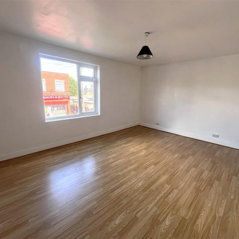 Kirkgate Street - Photo 1