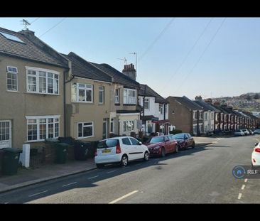 4 bedroom terraced house to rent - Photo 5