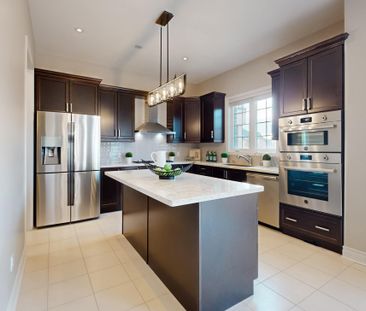 For Lease - 61 Match Point Court, Aurora, Ontario - Photo 4