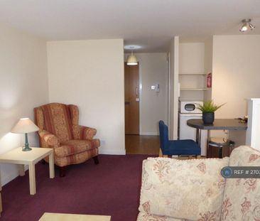 Studio to rent - Photo 4