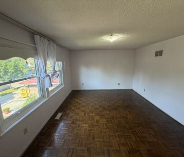 For Lease - 43 Bushmills Square, Toronto, Ontario - Photo 4