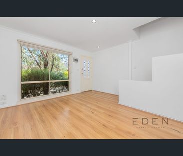 3/12 Fawkner Road, Pascoe Vale, Vic 3044 - Photo 5