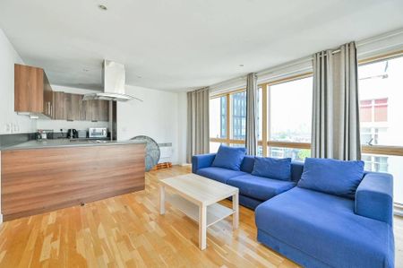2 bedroom flat to rent - Photo 4