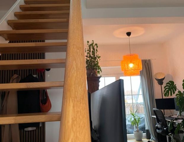 Schöne 2-Zimmer Altbau-Maisonette im Dachgeschoss - Foto 1