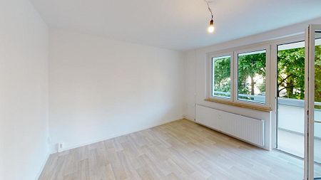 Hier liegt Dir die Stadt zu Füßen - Singlewohnung mit Balkon - Foto 4